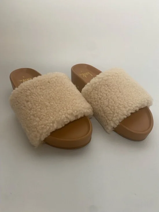 beek x anthropolgie Pelican Shearling Sandals - Picture 4 of 12